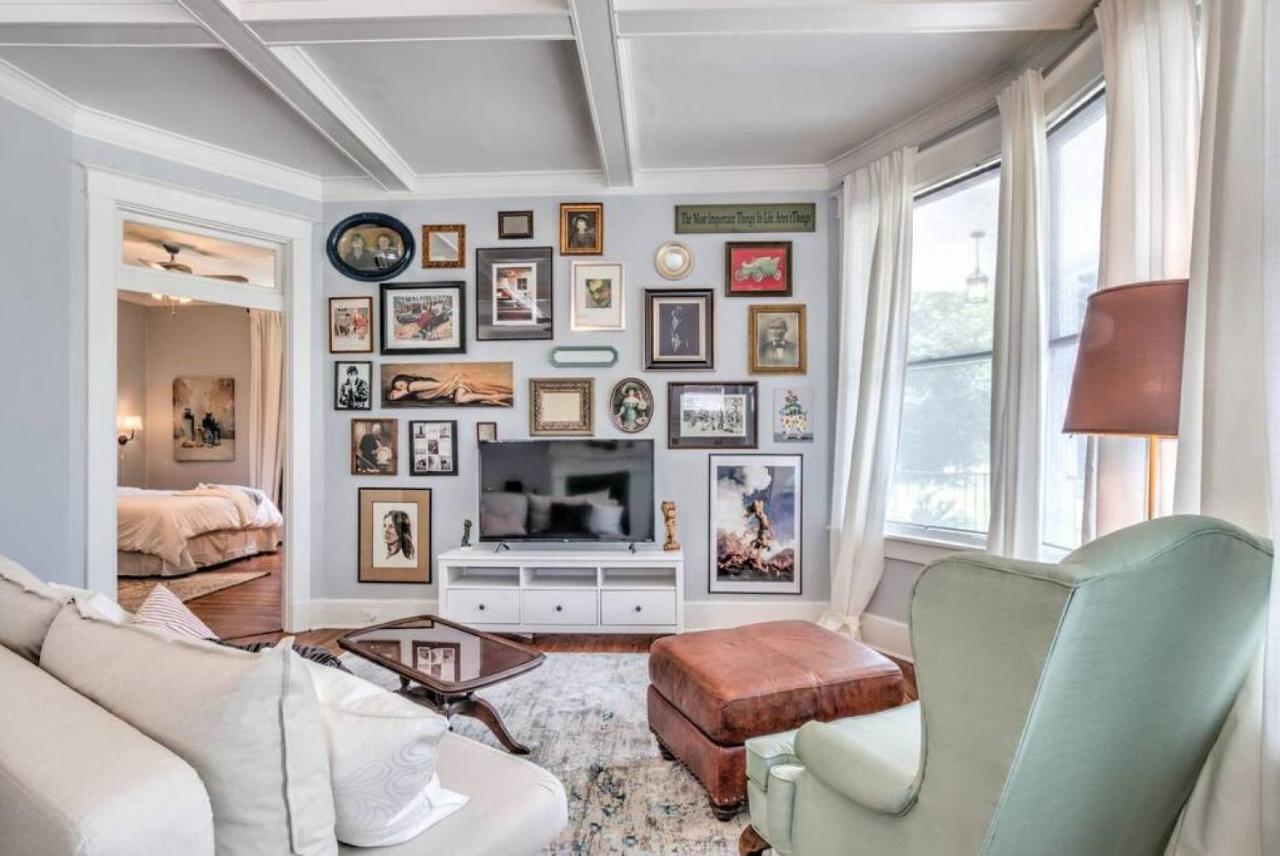 Elegant Colonial With Lovely Details And Character 멤피스 외부 사진